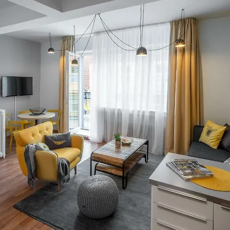 Leaf Apartment Prague