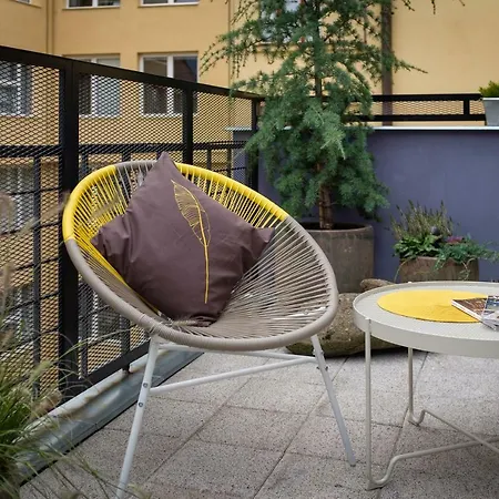 Leaf Apartment Prague